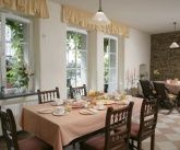 Frühstücken Sie reichhaltig im Ambiente des alten Keltergebäudes Frühstücken Sie reichhaltig im Ambiente des alten Keltergebäudes