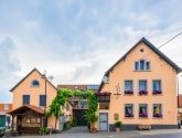 Weingut Hammen Vinothek - Straußwirtschaft - Gästezimmer Weingut Hammen Vinothek - Straußwirtschaft - Gästezimmer