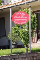 Wein & Gästehaus Ingrid Heil-Kinn Wein & Gästehaus Ingrid Heil-Kinn