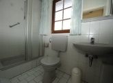 Duschbad und Toilette Duschbad und Toilette