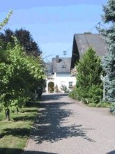 Der Hof unseres Weinguts. Der Hof unseres Weinguts.