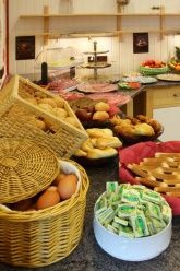 Hotel-Restaurant Im Rheintal Hotel-Restaurant Im Rheintal