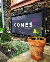 Weingut & Straußwirtschaft Comes Weingut & Straußwirtschaft Comes