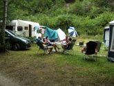 Campinggäste beim gemütlichen Schwätzen Campinggäste beim gemütlichen Schwätzen
