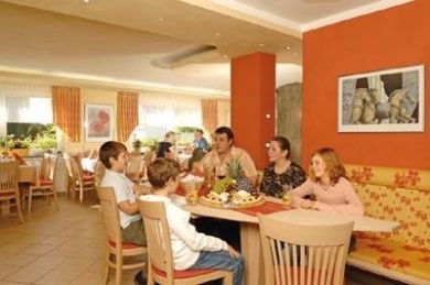 Pension - Restaurant Gasthaus Decker