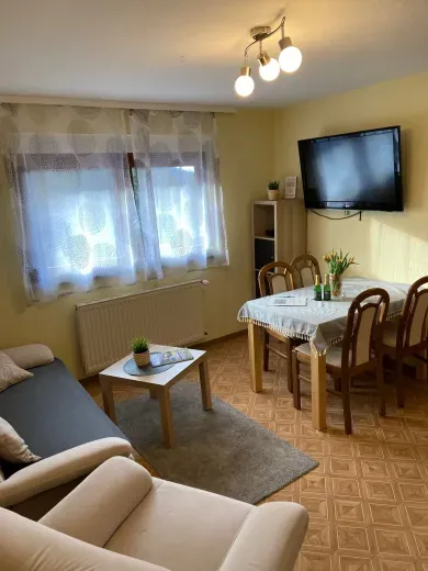 Ferienhof Brutoni Ferienwohnung Waldzauber 