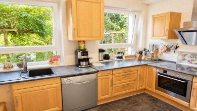 Villa Gast Salmagundi – Gruppenferienhaus am Mittelrhein für 14 Erwachsene + 2 Kinder