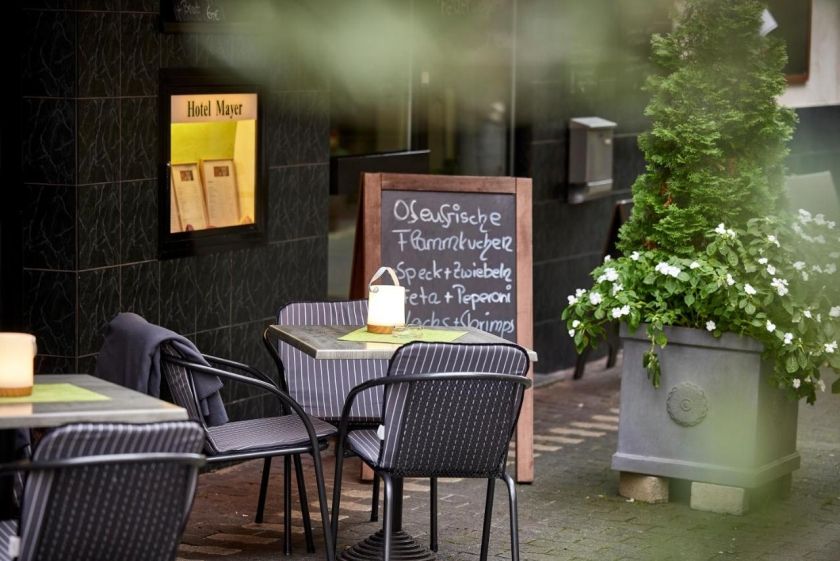Hotel-Weinhaus Mayer