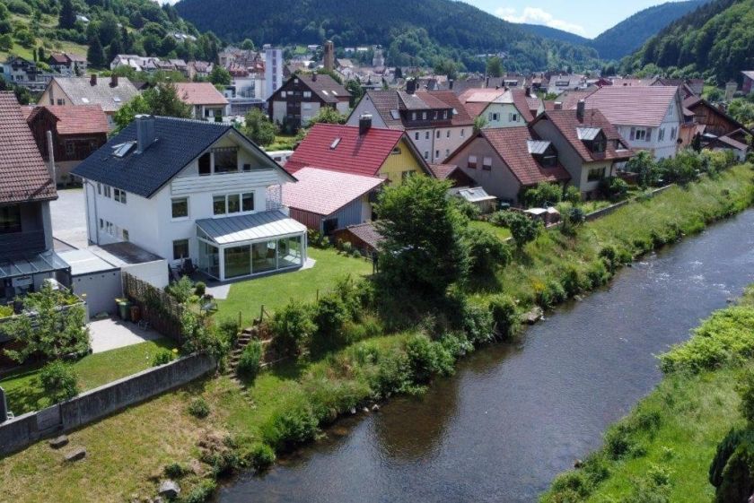 Ferienwohnungen am Enzufer