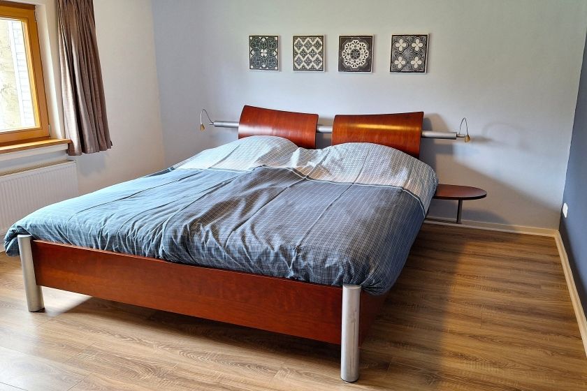 Schlafzimmer 1