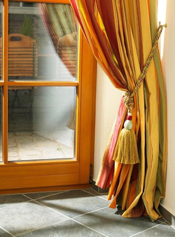 Mosel Ferienwohnung im Weingut Borchert – Springiersbacher Hof