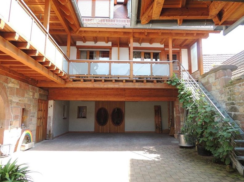 Ferienwohnungen und Gästezimmer Ehrhardt