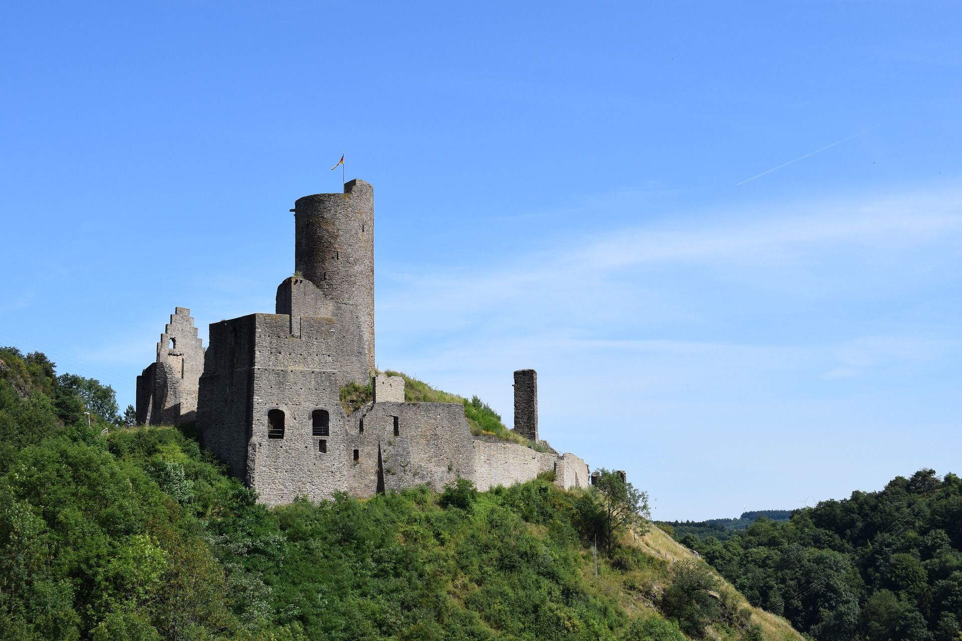 Burg Monreal