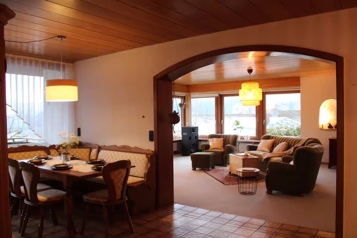 Große Wohnung mit Balkon Sulzbergblick