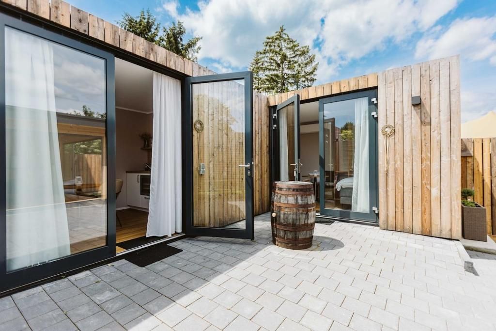 Modernes Tiny House Diva am Weingut