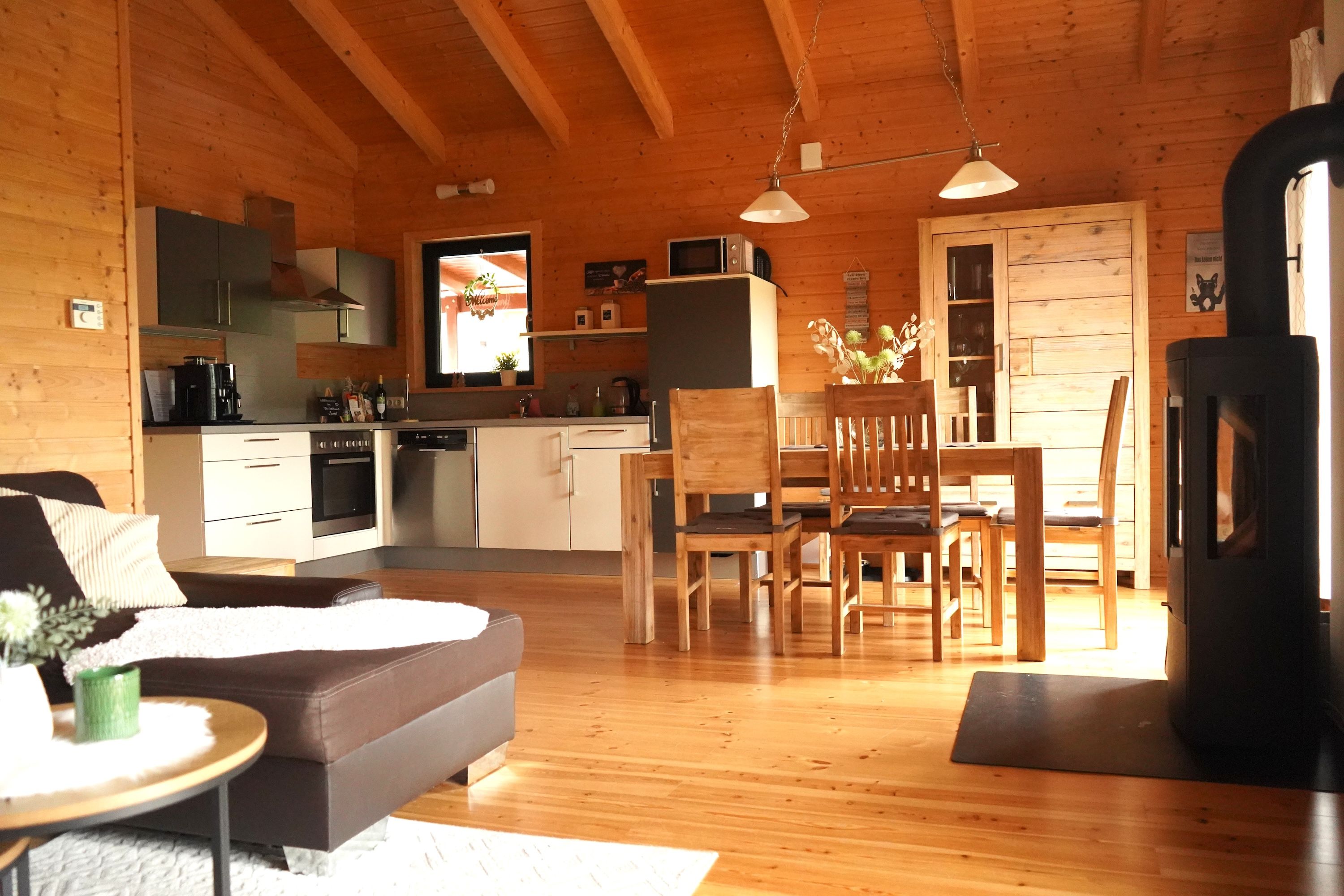 Ferienhaus Susi Küche und Esszimmer