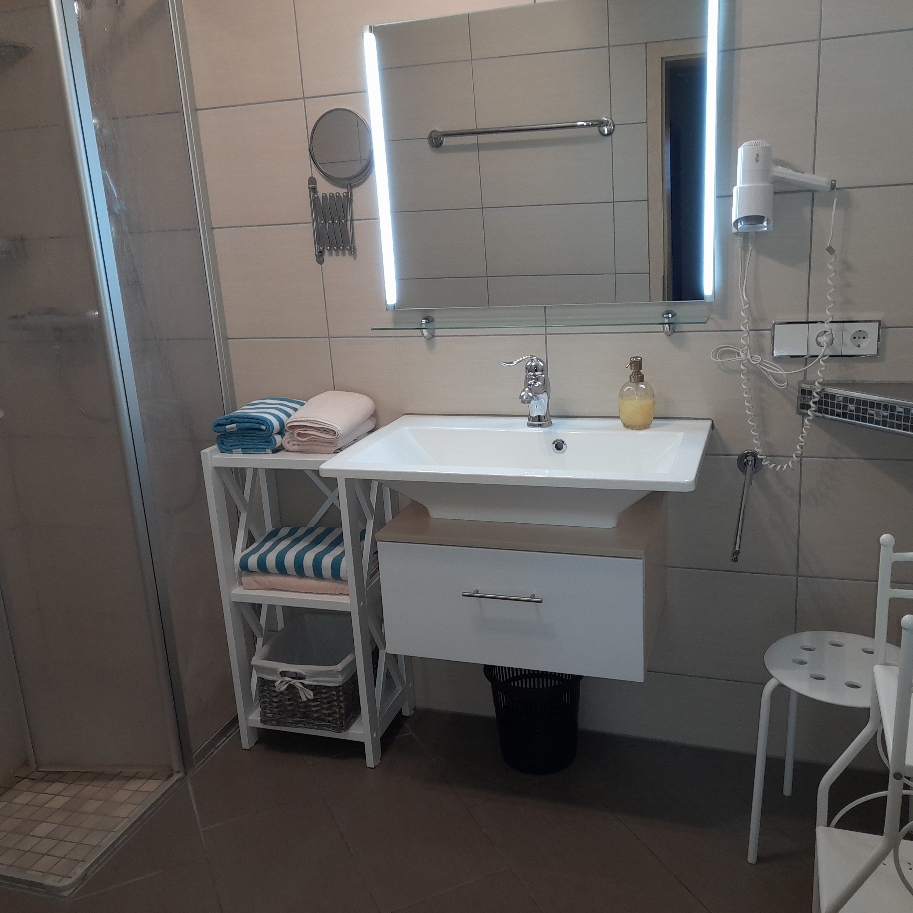 Ferienwohnung Sonnenblume mit Sauna, Garten, Liegewiese