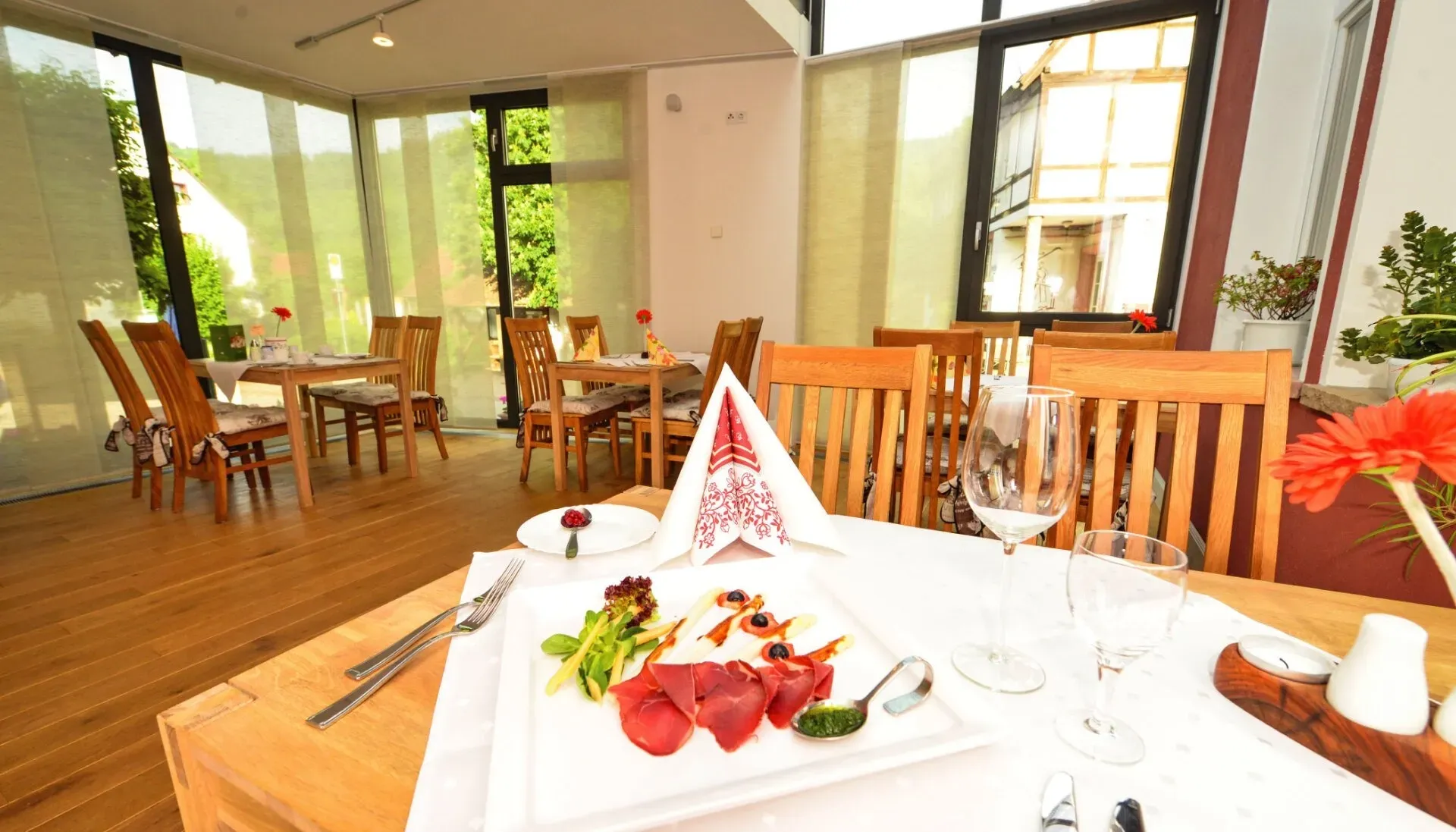 Naturhotel Wegelnburg