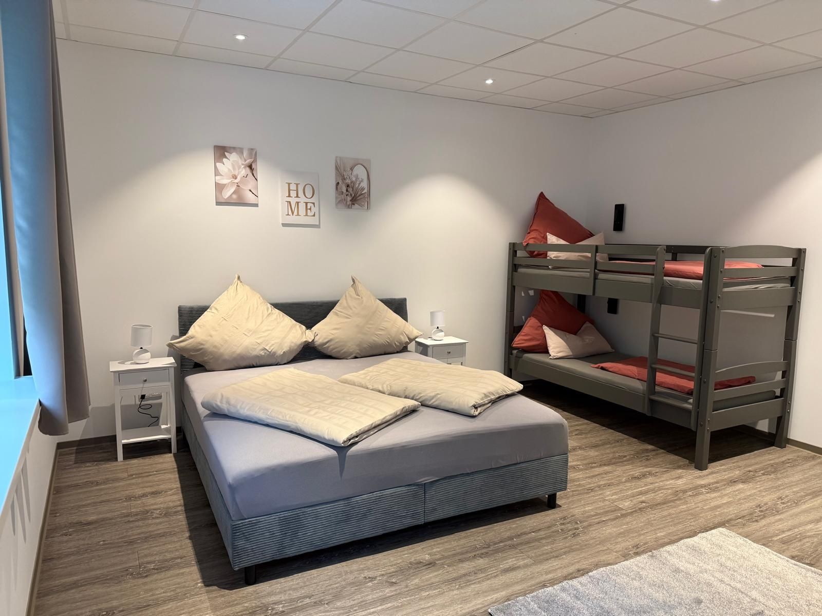 *Schlafzimmer Wohnung Marlon*