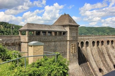 Hessischer Radfernweg R6 - Vom Waldecker Land ins Rheintal 